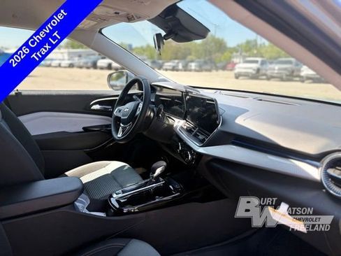 New 2026 Chevrolet Trax LT w/ LT Convenience Package FWD image 23