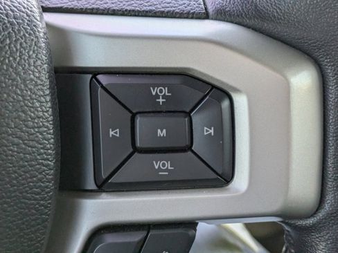 Used 2018 Ford F250 XL w/ STX Appearance Package image 21