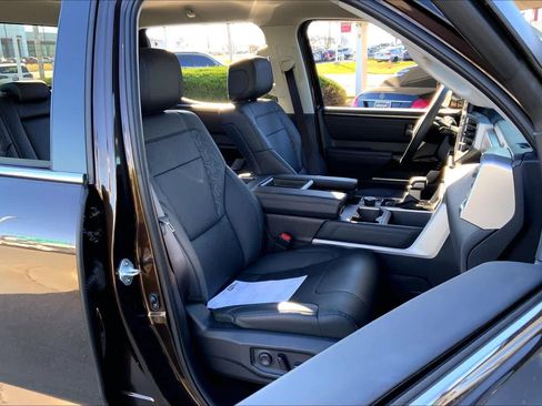 Used 2024 Toyota Tundra Limited image 8