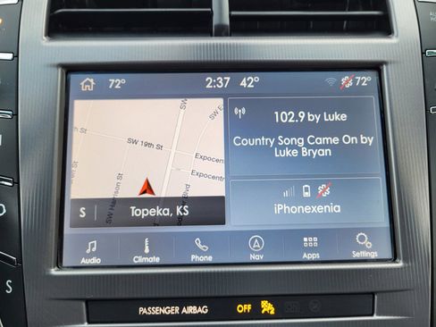 Used 2020 Lincoln MKZ w/ Convenience Package image 12