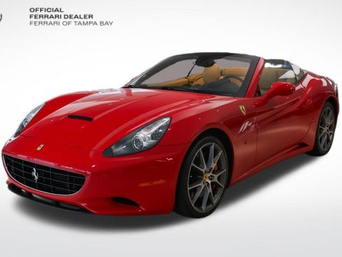 Used 2011 Ferrari California RWD image 1