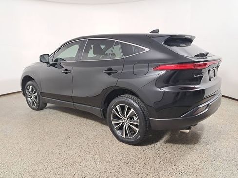 Used 2024 Toyota Venza LE image 7