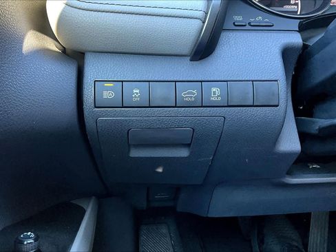 Used 2023 Toyota Camry SE image 34