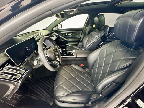 Used 2023 Mercedes-Benz Maybach S 680 4MATIC image 23