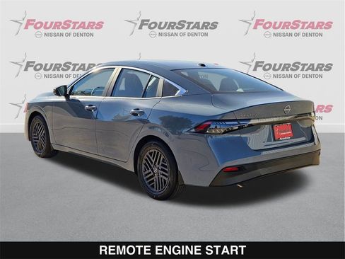 New 2026 Nissan Sentra SV image 7