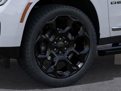 New 2026 GMC Yukon XL Denali w/ Denali Reserve Package AWD/4WD image 9