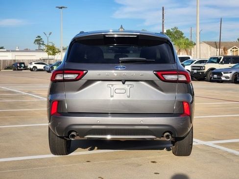 Used 2023 Ford Escape ST-Line w/ Tech Pack #1 image 6