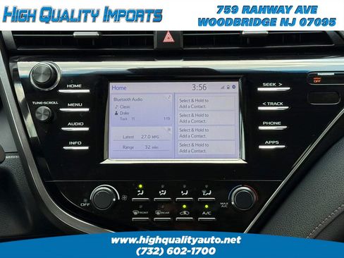 Used 2018 Toyota Camry LE FWD image 31