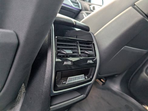 Used 2020 BMW X5 xDrive40i w/ Premium Package image 24