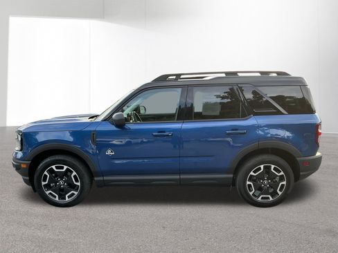 Used 2024 Ford Bronco Sport Outer Banks w/ Tech Package AWD/4WD image 6