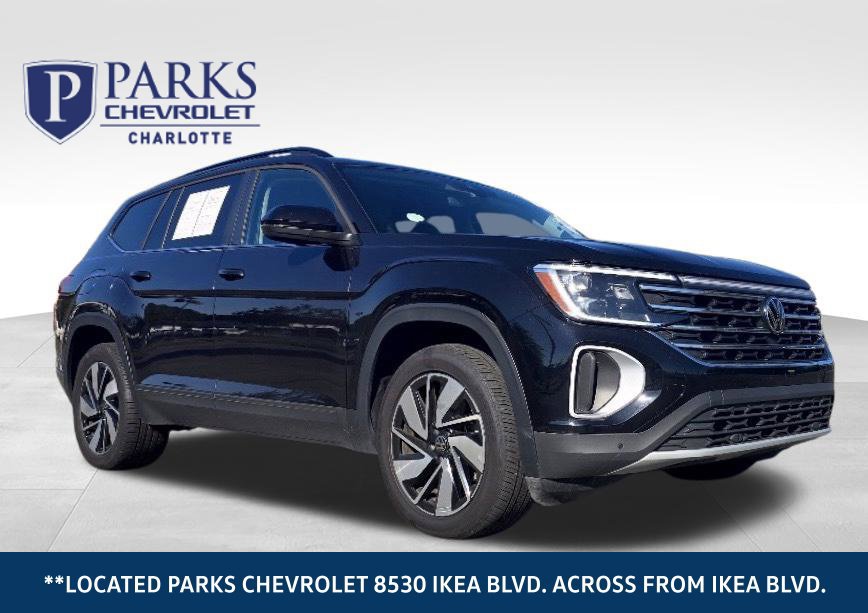 Used 2025 Volkswagen Atlas SE AWD/4WD image 1