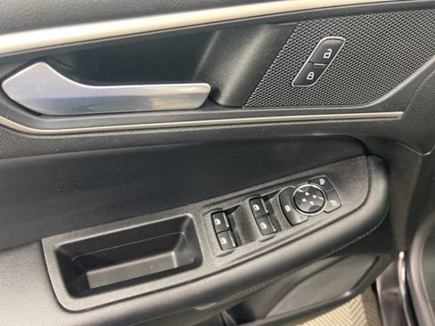 Used 2022 Ford Edge SEL w/ Convenience Package AWD/4WD image 13