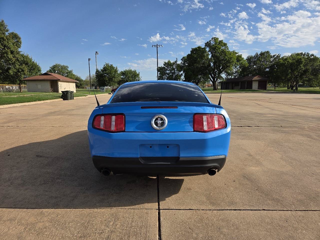 Used 2012 Ford Mustang Premium RWD image 28