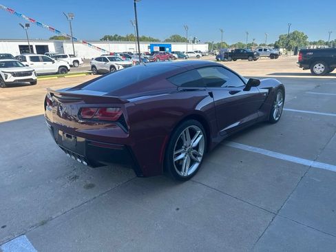 Used 2017 Chevrolet Corvette Stingray Coupe w/ Z51 1LT RWD image 29