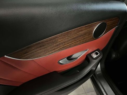 Certified 2022 Mercedes-Benz GLC 300 4MATIC image 11