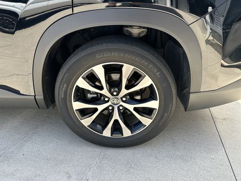 Used 2024 Toyota Grand Highlander AWD Hybrid image 34