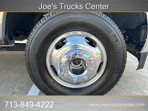 Used 2019 Ford F350 Lariat w/ Lariat Value Package image 47