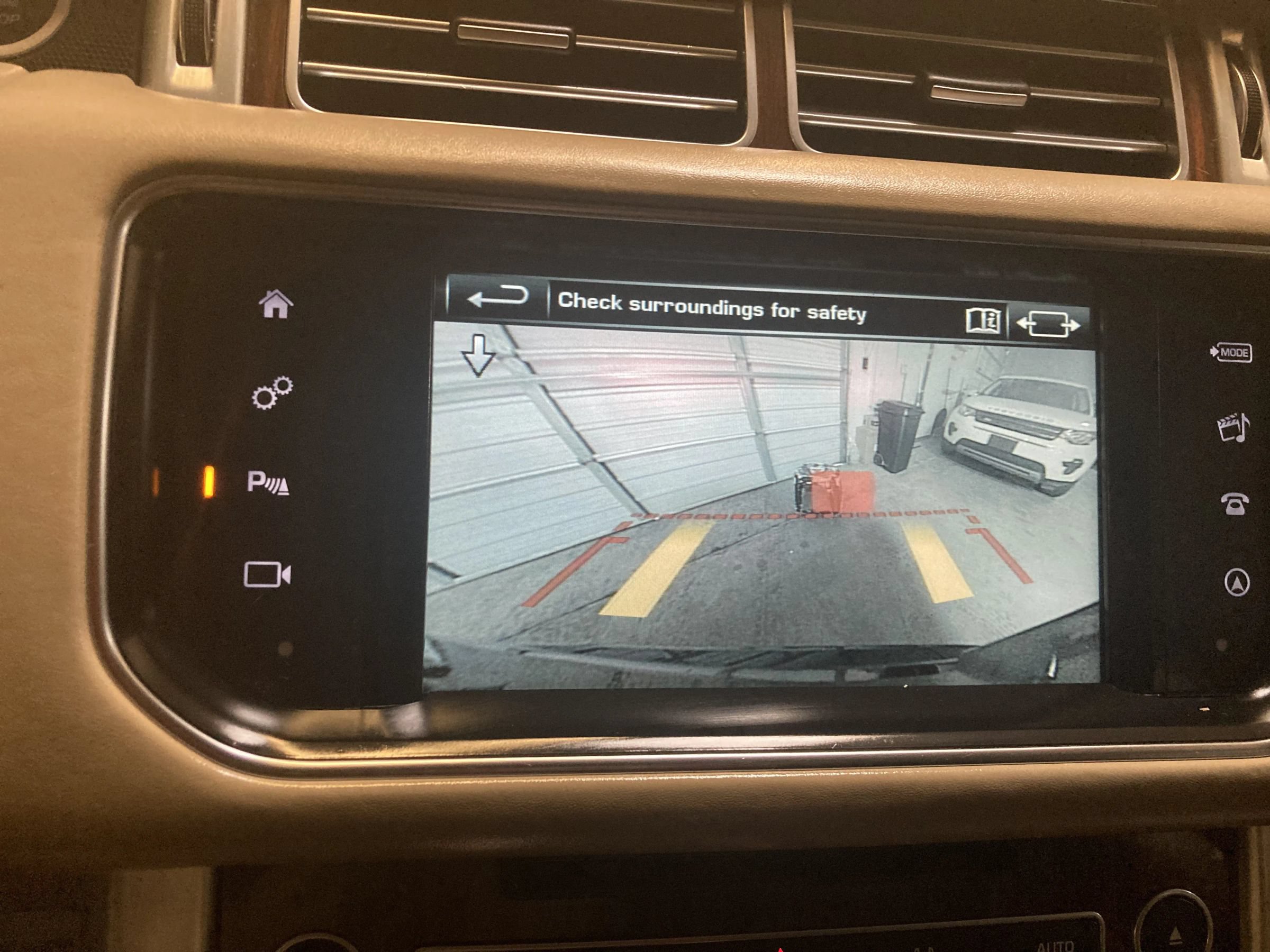 Used 2016 Land Rover Range Rover HSE AWD/4WD image 28