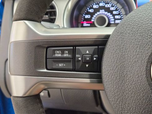 Used 2013 Ford Mustang Shelby GT500 RWD image 41