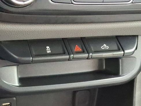 Used 2018 Chevrolet Colorado W/T image 26