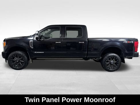Used 2019 Ford F250 Platinum AWD/4WD image 7