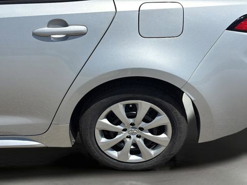 Used 2023 Toyota Corolla LE FWD image 40