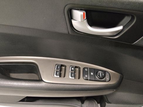 Used 2019 Kia Optima LX FWD image 27