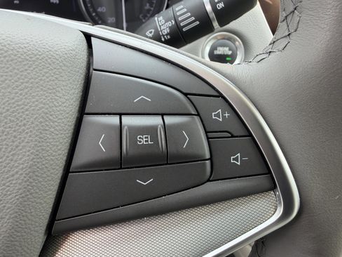 Used 2024 Cadillac XT5 Premium Luxury w/ Technology Package AWD/4WD image 40