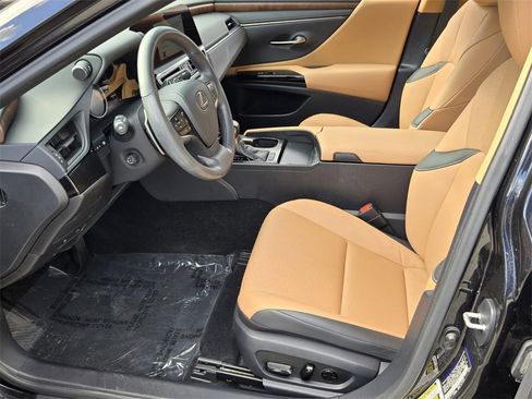 Used 2023 Lexus ES 350 w/ Premium Package image 10