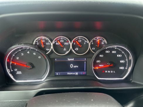 Used 2022 Chevrolet Silverado 2500 LT w/ Snow Plow Prep/Camper Package image 15