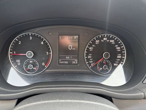 Used 2015 Volkswagen Passat TDI SE FWD image 28