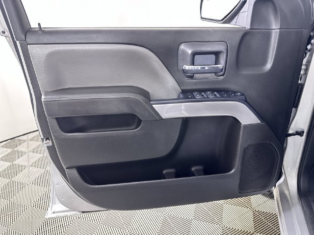 Used 2018 Chevrolet Silverado 1500 LT w/ All Star Edition AWD/4WD image 23