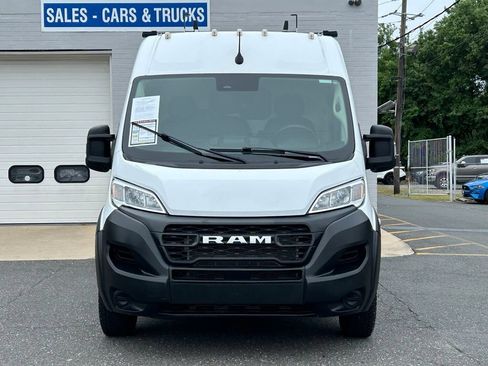 Used 2024 RAM ProMaster 2500 FWD image 2