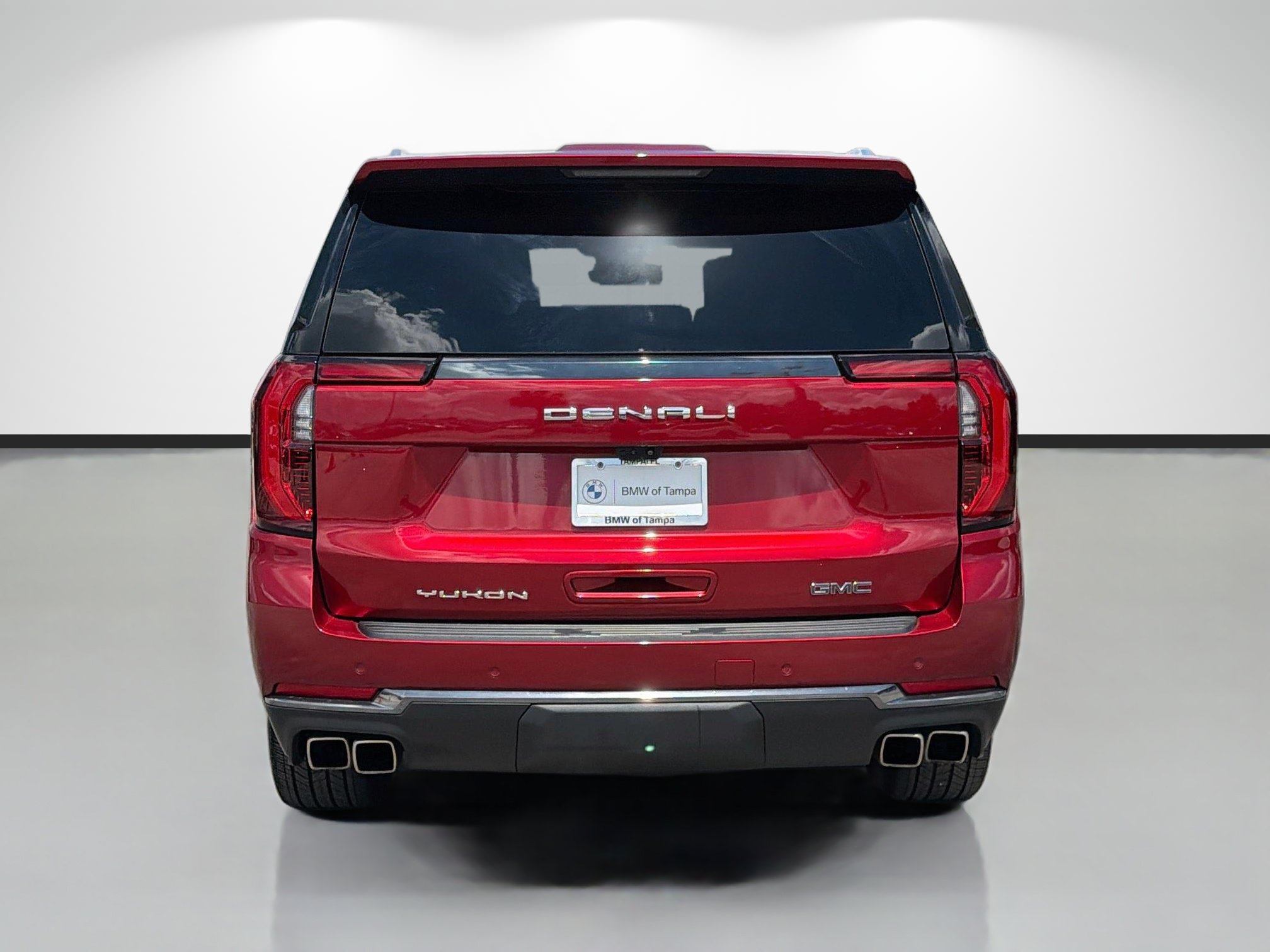 Used 2025 GMC Yukon Denali Ultimate AWD/4WD image 4