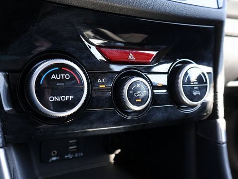 Used 2023 Subaru Forester Premium image 39