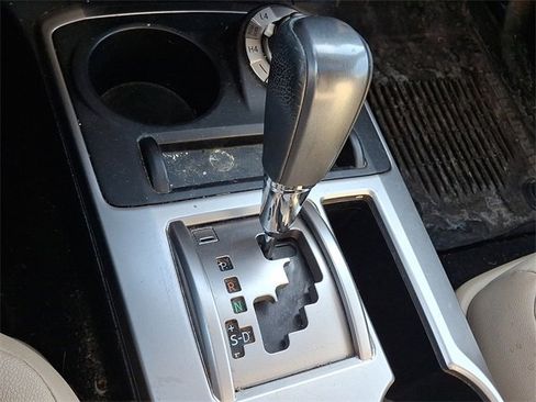 Used 2018 Toyota 4Runner SR5 Premium image 15