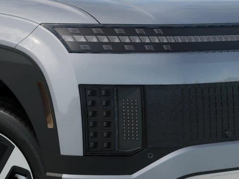 New 2026 Hyundai Ioniq 9 SE image 9