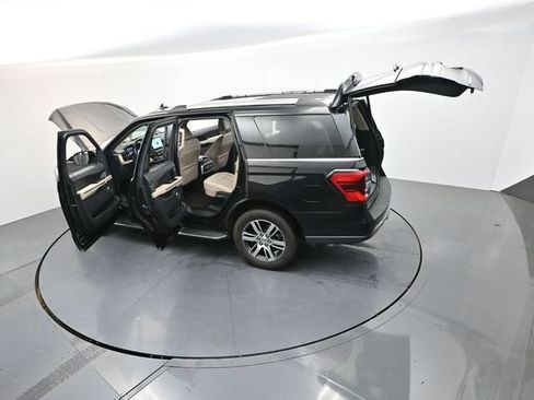 Used 2023 Ford Expedition Limited AWD/4WD image 53