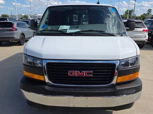 Used 2025 GMC Savana 2500 w/ Driver Convenience Package RWD image 8