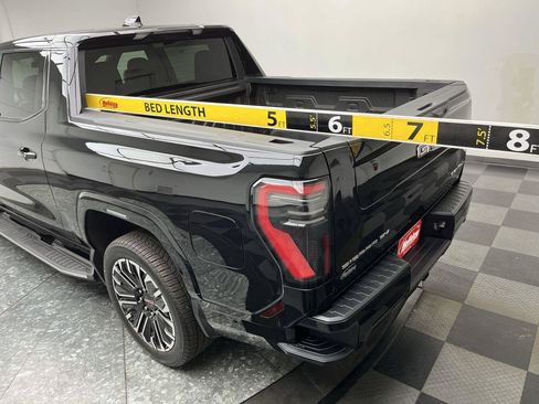 Used 2026 GMC Sierra EV Denali AWD/4WD image 28