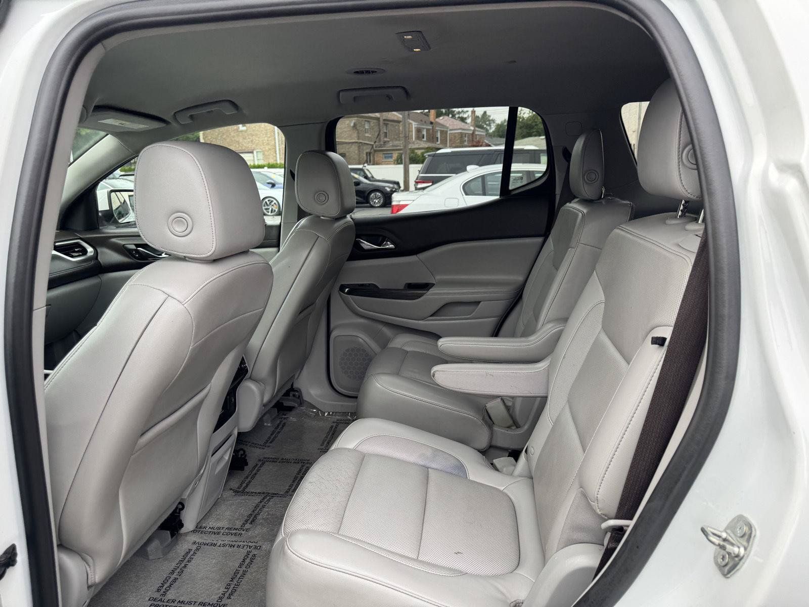 Used 2019 GMC Acadia SLT FWD image 27