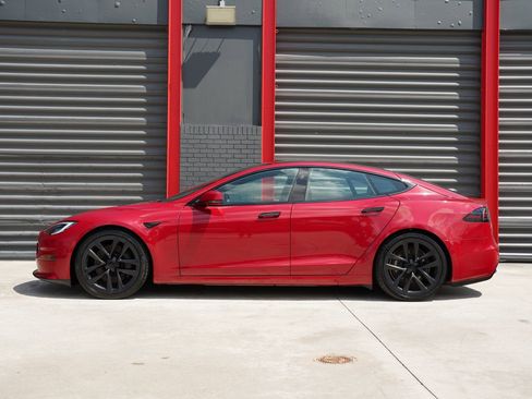 Used 2022 Tesla Model S AWD/4WD image 4