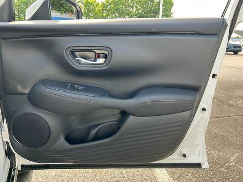 Used 2026 Honda HR-V EX-L image 25