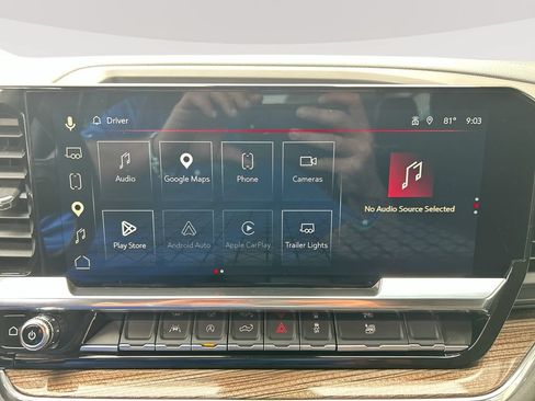 Used 2025 GMC Sierra 1500 Elevation AWD/4WD image 17