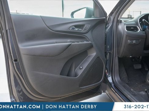 Used 2023 Chevrolet Equinox LT image 14