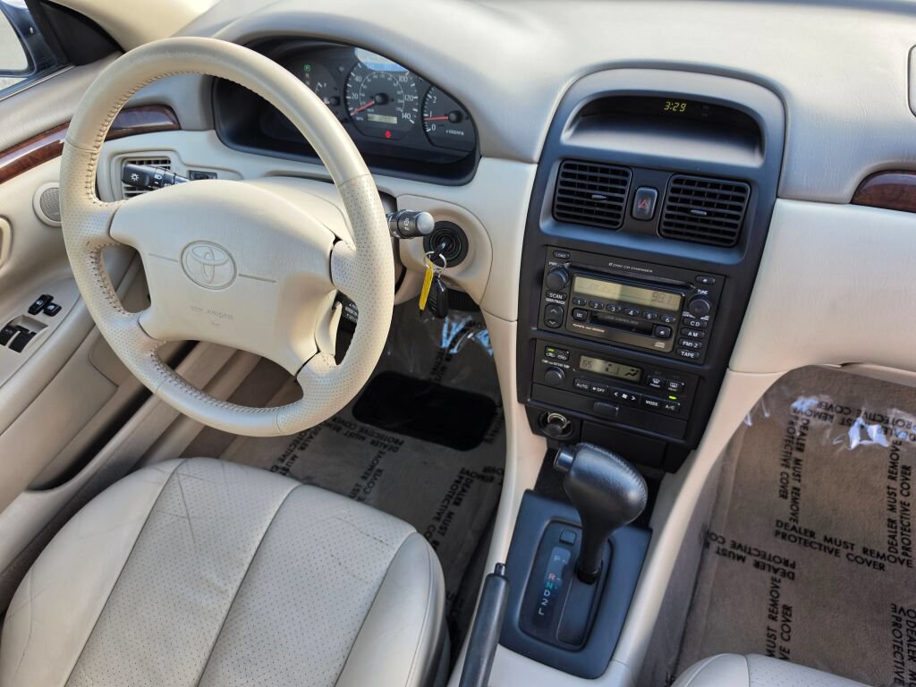 Used 2000 Toyota Solara SLE FWD image 10