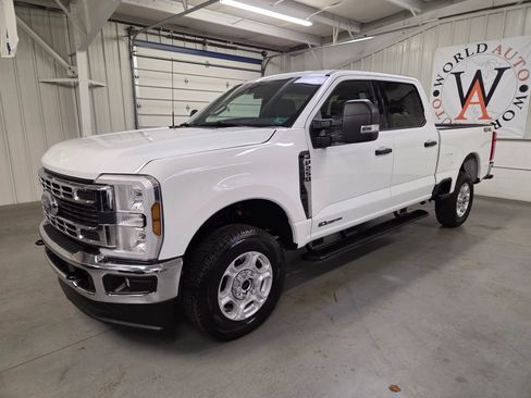 Used 2026 Ford F250 XLT AWD/4WD image 2