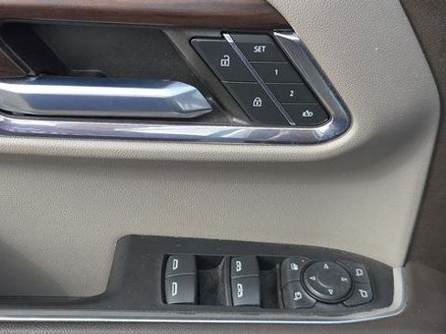 Used 2023 GMC Sierra 1500 SLT image 34