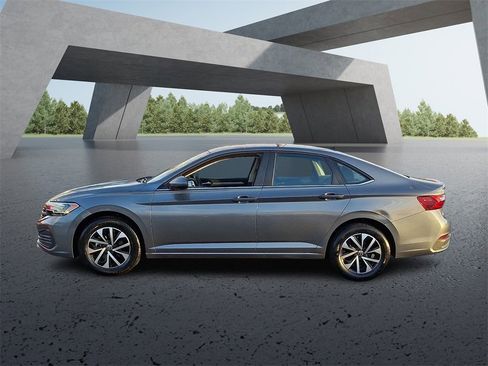 Used 2024 Volkswagen Jetta S image 7