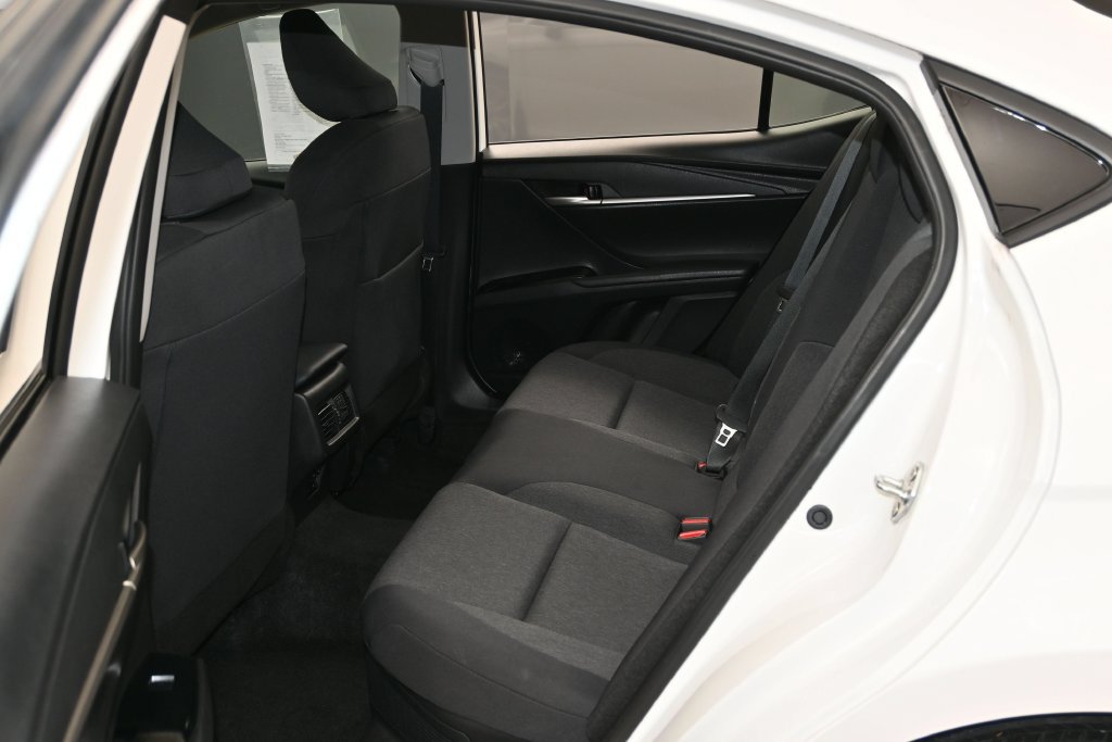 Used 2025 Toyota Camry LE FWD image 23